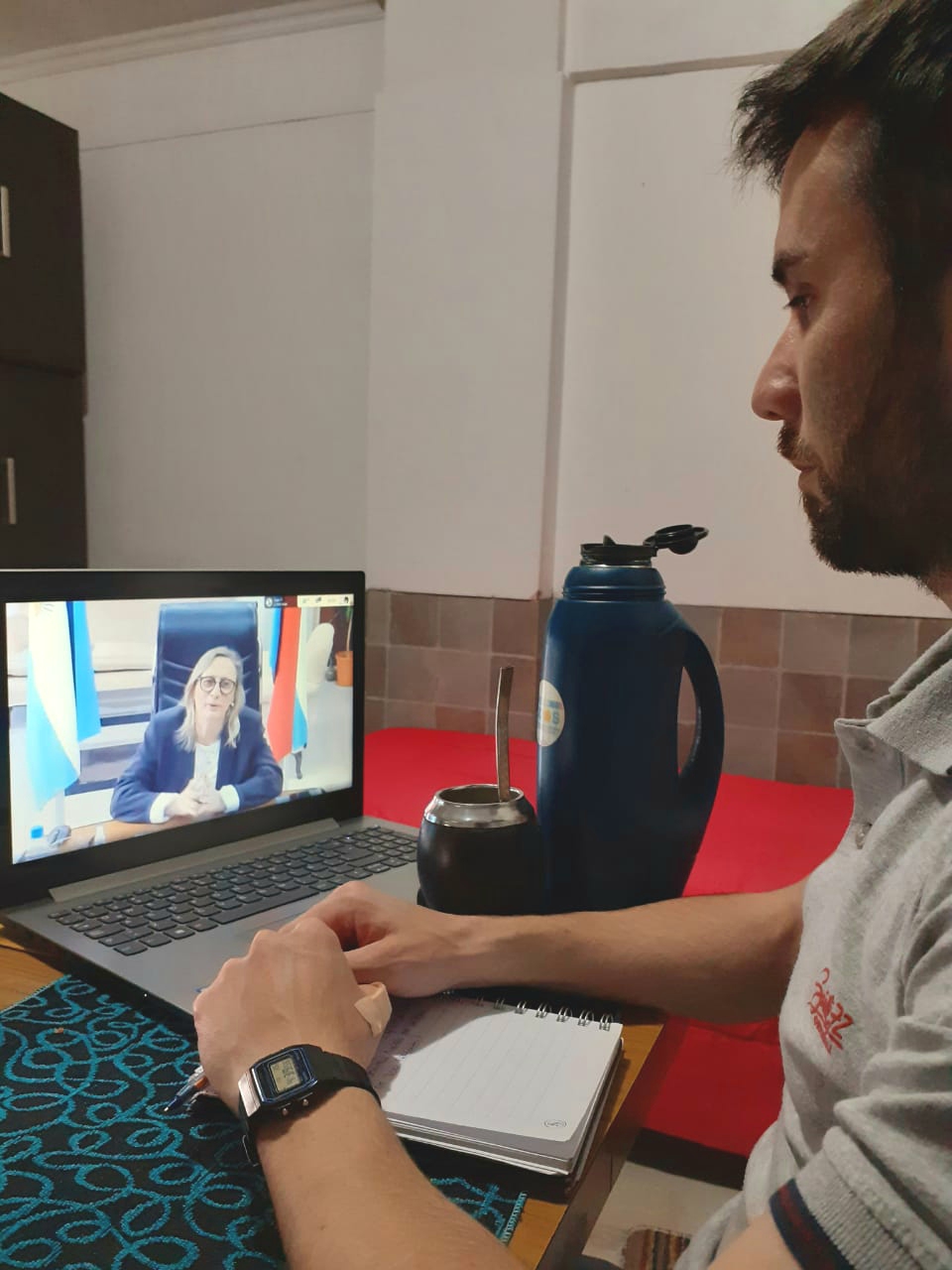 Guillermo Ziegler, representando la Dirección de Adultos Mayores, en el taller