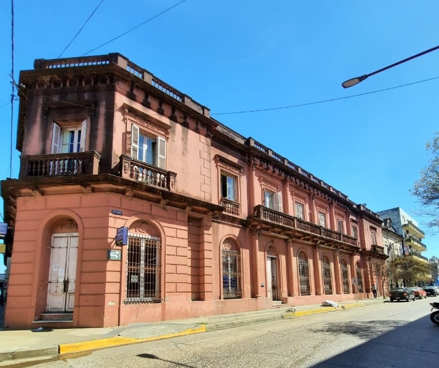 Frente de la Casa de Urquiza