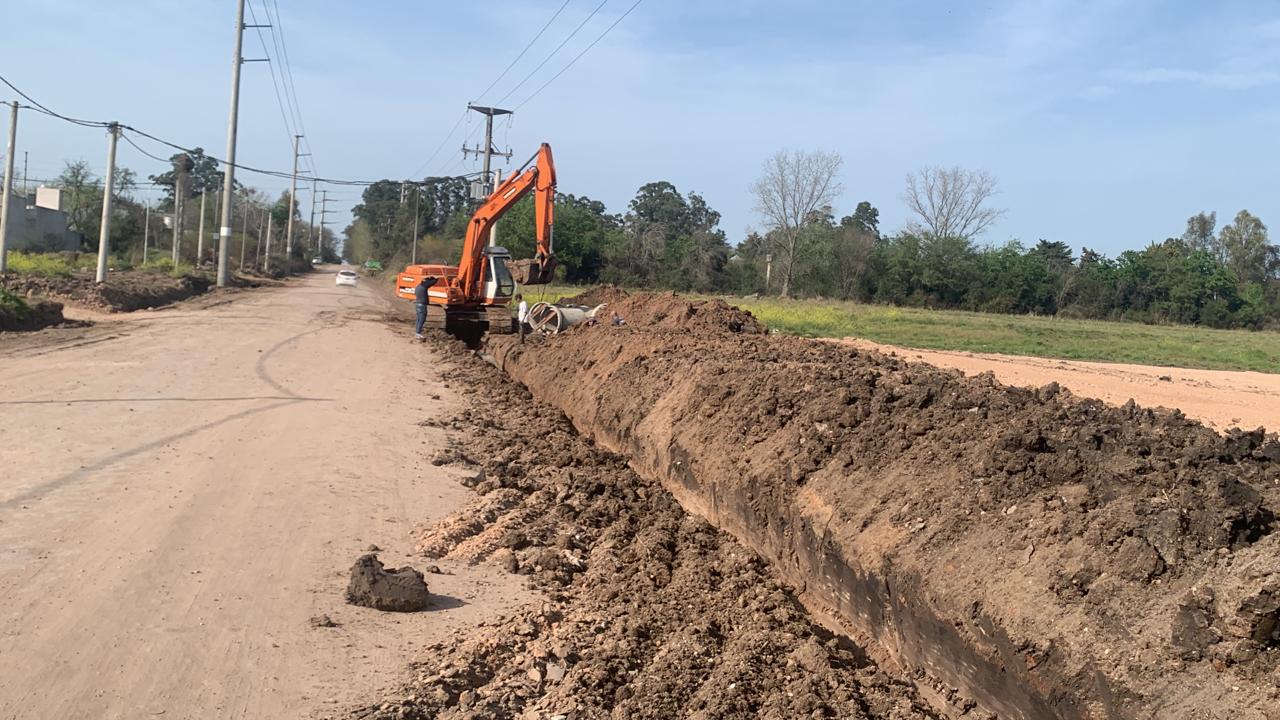 Con instalación de desagües, bacheo y más, avanza el Plan de Obras