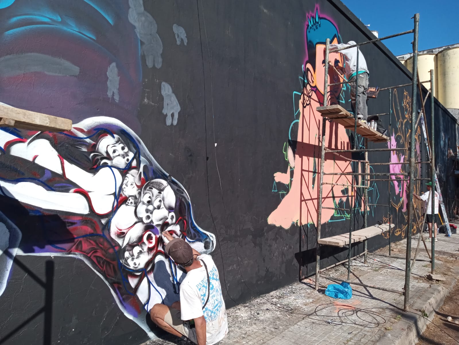 Continúa el encuentro de arte graffitero en Concepción del Uruguay